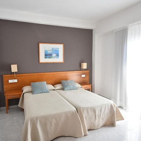 Hostal Mallorca San Antonio Abad Exterior foto
